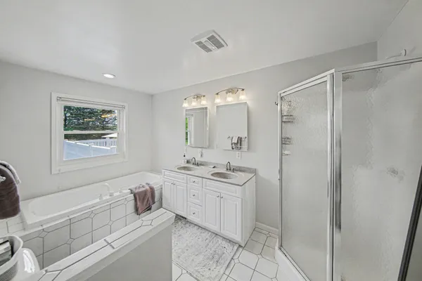 $549,900 | 10708 Marquedat, Grass Lake, MI 49240