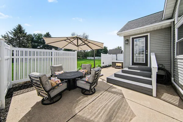 $549,900 | 10708 Marquedat, Grass Lake, MI 49240