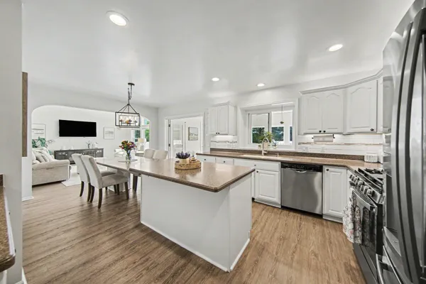 $549,900 | 10708 Marquedat, Grass Lake, MI 49240