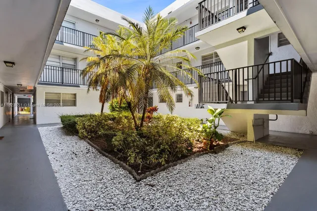 $235,000 | 1800 Southwest 25th Street, Unit 2102, Miami, FL 33133