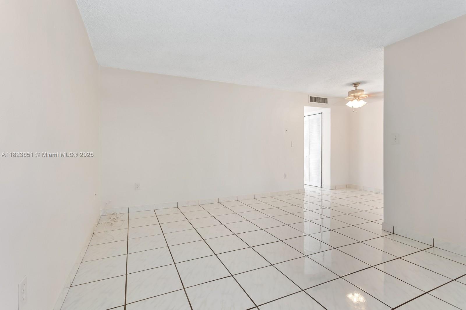 1800 Southwest 25th Street, Unit 2102 Miami, FL 33133 - Photo 4 of 12
