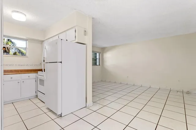 $235,000 | 1800 Southwest 25th Street, Unit 2102, Miami, FL 33133