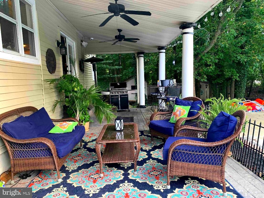 605 White Tail Court Sewell, NJ 08080 - Photo 16 of 25 BACK COVERED PORCH