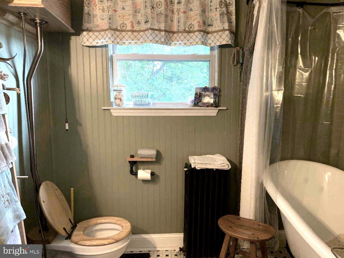 605 White Tail Court Sewell, NJ 08080 - Photo 25 of 25 2ND FULL BATH UPSTAIRS (TUB)
