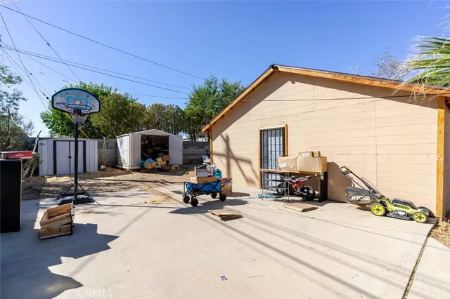 $427,000 | 1208 East E Avenue, Palmdale, CA 93550