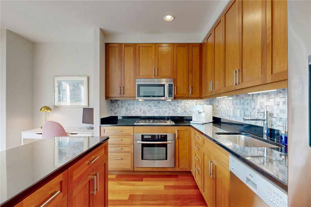 100 Exchange Street, Unit 705 Providence, RI 02903 - Photo 8 of 40