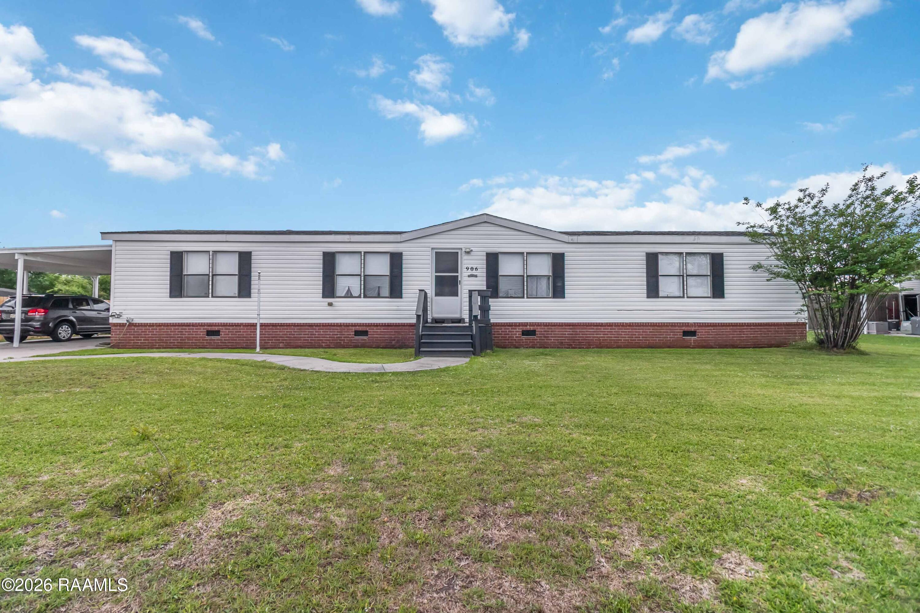 906 Troy Road New Iberia, LA 70563 - Photo 1 of 31 Front