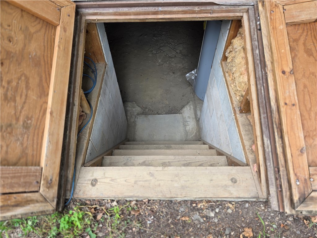 7 Weld Street Naples, NY 14512 - Photo 16 of 36 Walk-out basement