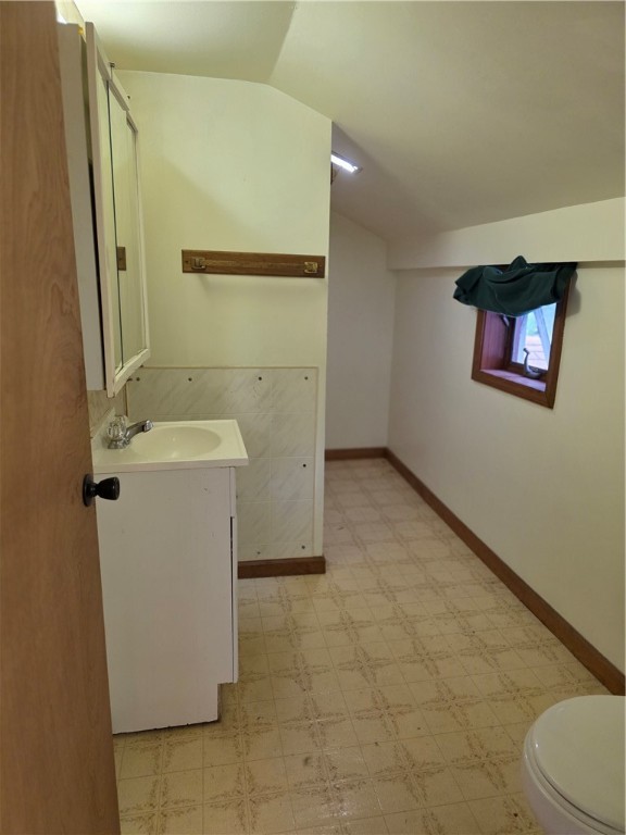 7 Weld Street Naples, NY 14512 - Photo 9 of 36 Upstairs apartment