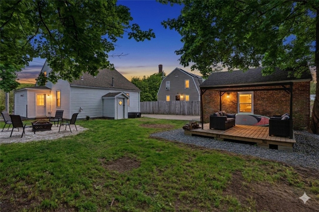 5 Maple Avenue Smithfield, RI 02917 - Photo 25 of 33