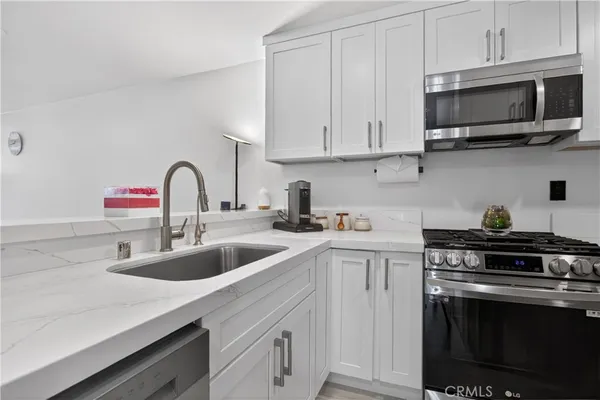 $699,000 | 60 Orange Blossom, Irvine, CA 92618