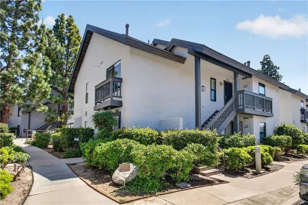$699,000 | 60 Orange Blossom, Irvine, CA 92618