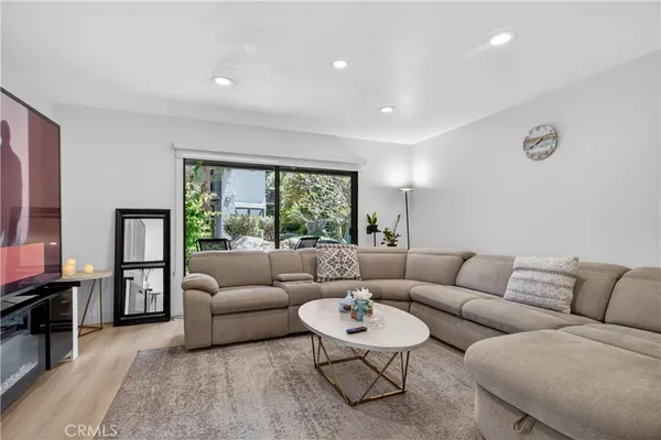 $699,000 | 60 Orange Blossom, Irvine, CA 92618
