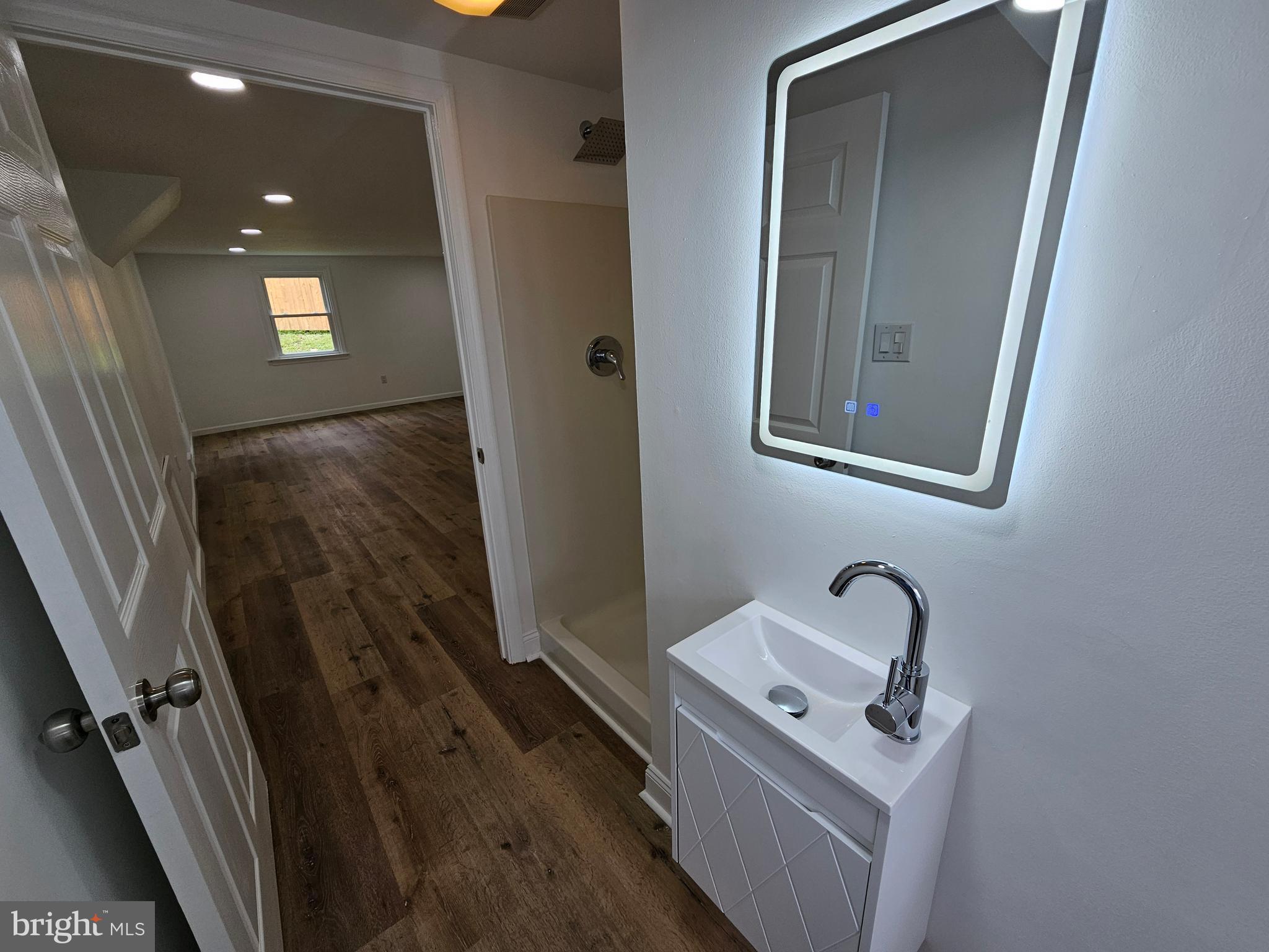 2921 Senak Road Abington, PA 19001 - Photo 39 of 68