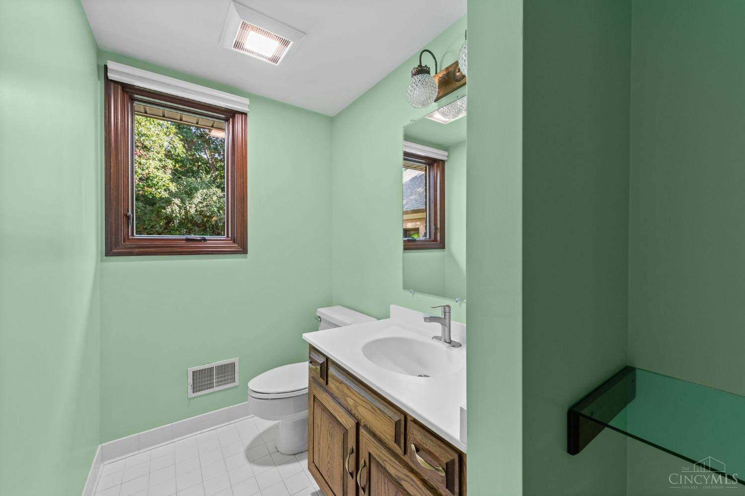 7901 Livingston Road Cincinnati, OH 45247 - Photo 23 of 66