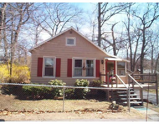 14 Lakeside Road Billerica, MA 01821 - Photo 1 of 1