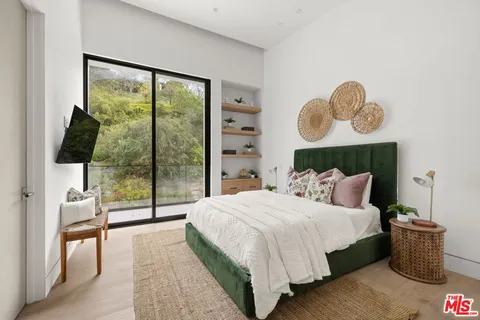 $5,795,000 | 2814 Roscomare Road, Los Angeles, CA 90077