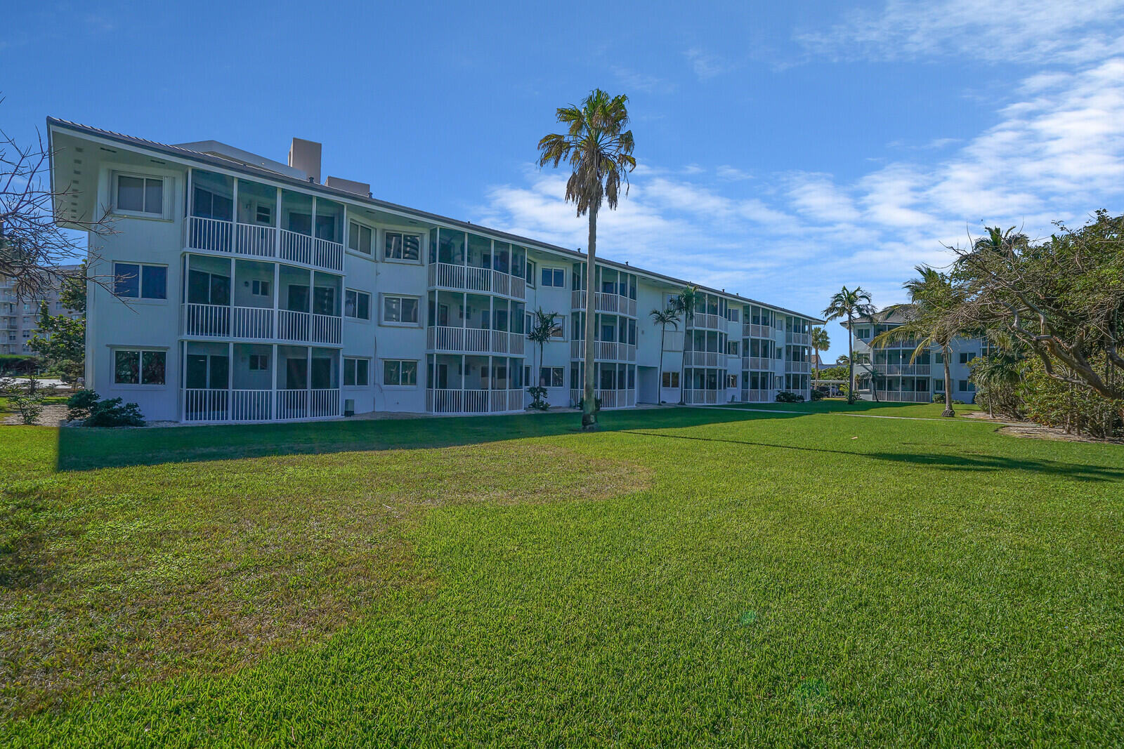 2760 Banyan Road, Unit A6 Boca Raton, FL 33432 - Photo 7 of 57 Low-Rise 3-story condo