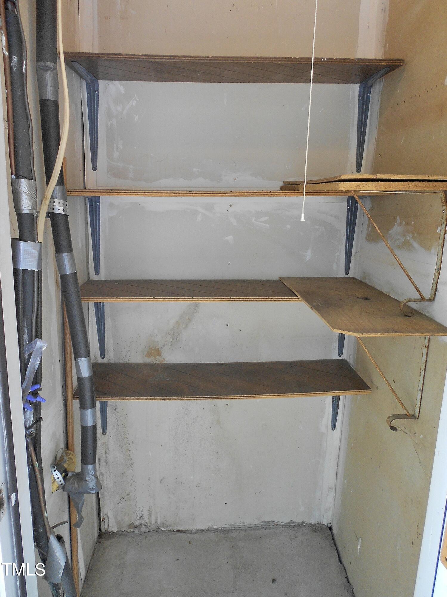 1402 Barton Pl Drive Raleigh, NC 27608 - Photo 12 of 26 DSCN9393 (2)