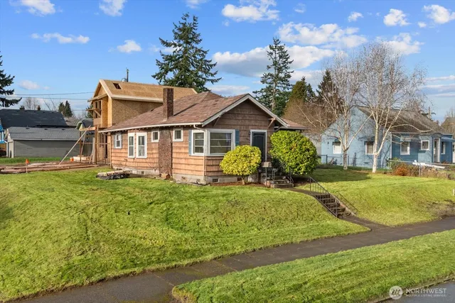 $399,950 | 2432 Pine Street, Unit A, Everett, WA 98201