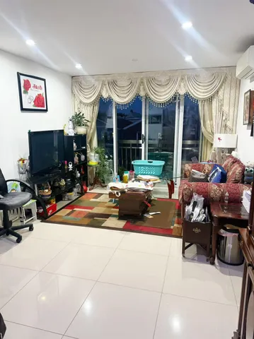 $555,000 | 108-31 50th Avenue, Unit 3A | South Corona