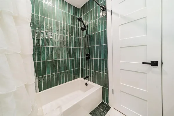 $2,399 | 11111 Stallcup Drive, Dallas, TX 75228