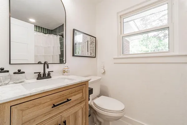 $2,399 | 11111 Stallcup Drive, Dallas, TX 75228