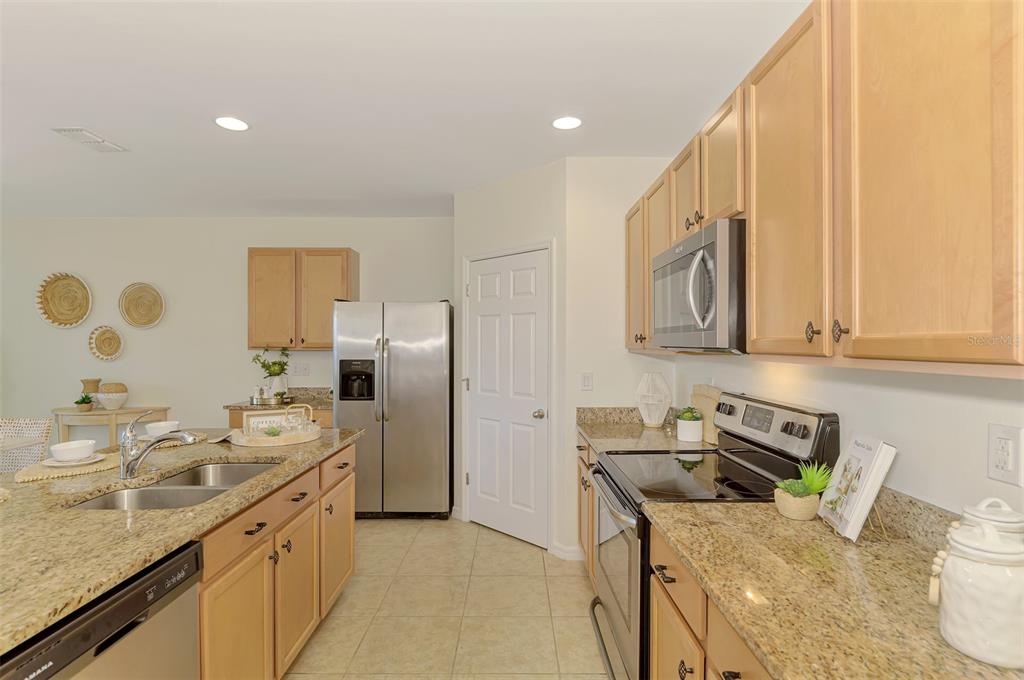 8905 Excelsior Loop Venice, FL 34293 - Photo 8 of 51 Gallery Image 8