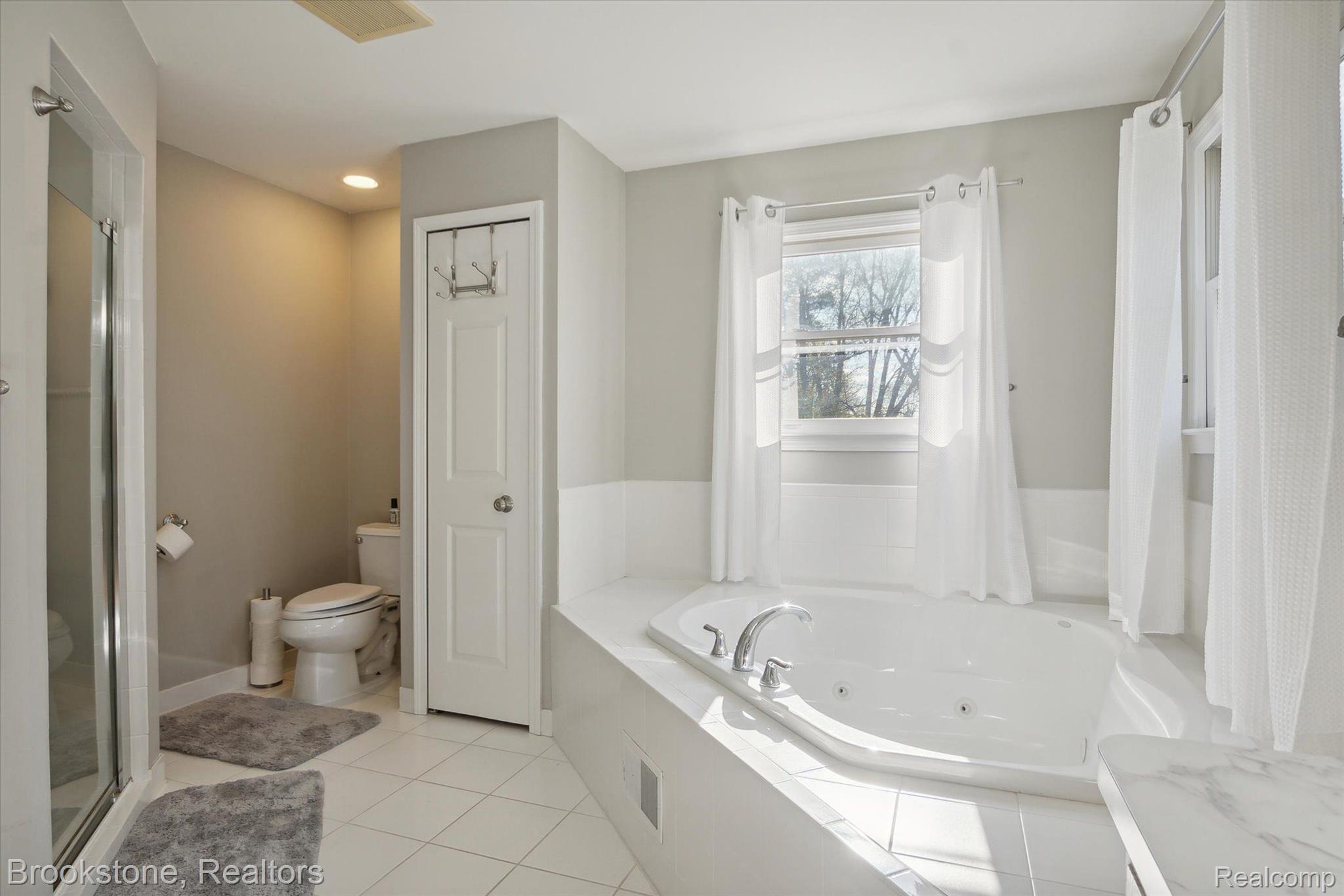 47436 Saltz Road Canton, MI 48187 - Photo 29 of 49 Gallery Image 29