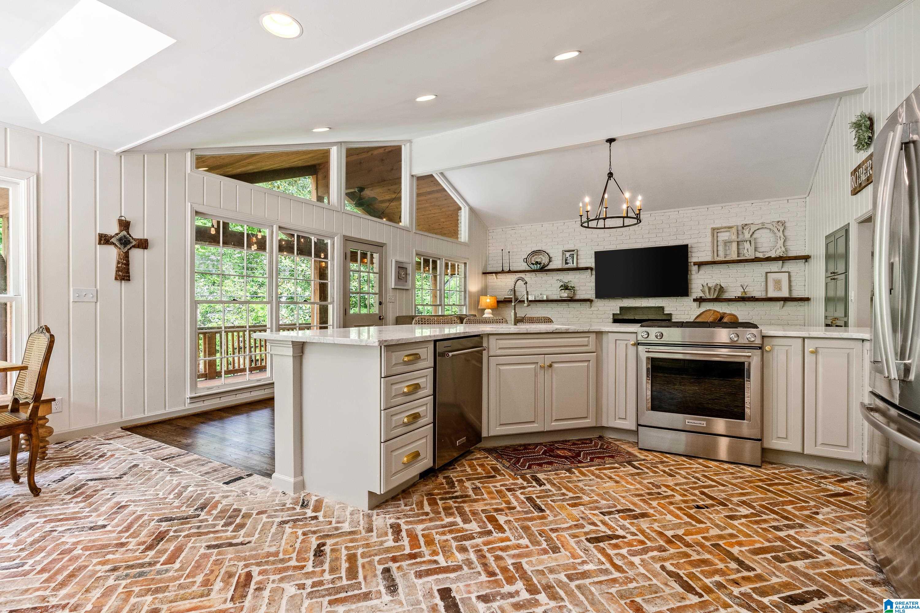 3616 Kingshill Road Mountain Brook, AL 35223 - Photo 11 of 52