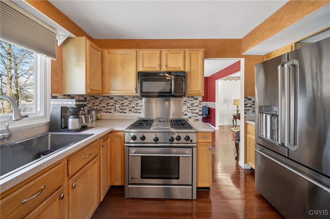 157 Smokey Hollow Road Lysander, NY 13027 - Photo 4 of 34