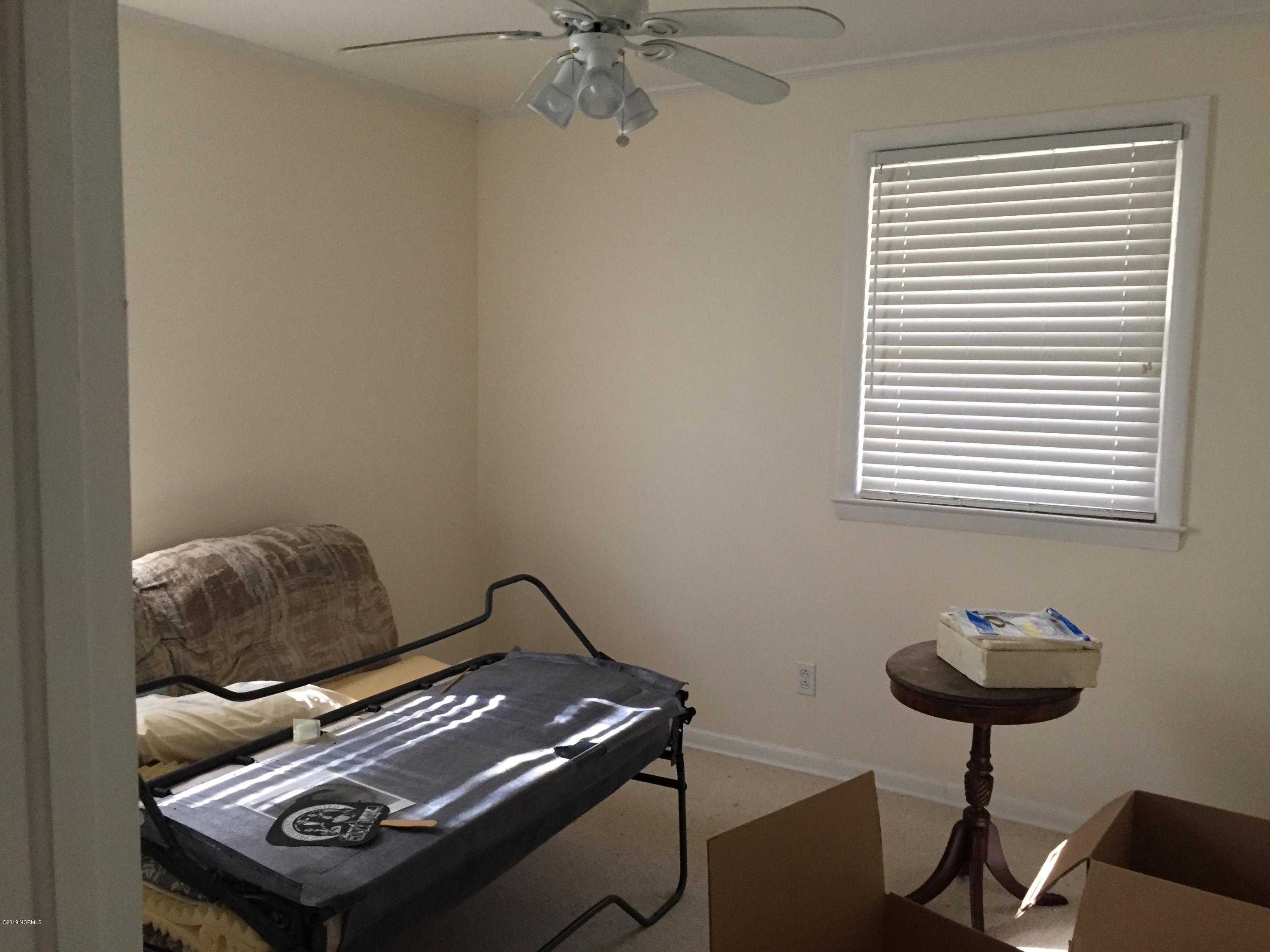 5387 Wyse Fork Road Dover, NC 28526 - Photo 15 of 18 1 of 3 bedrooms