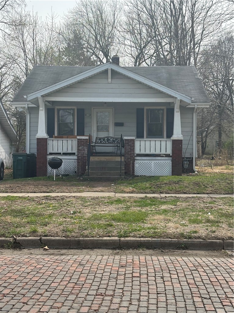 1987 East Cantrell Street Decatur, IL 62521 - Photo 5 of 15 1859 E William