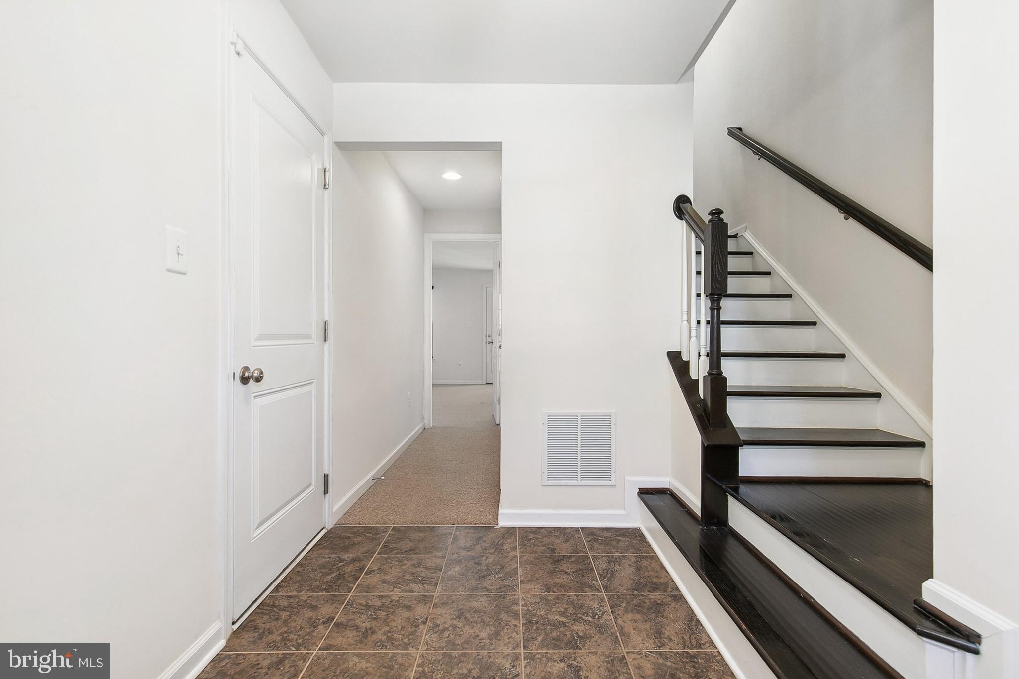 7310 Summit Rock Road Elkridge, MD 21075 - Photo 4 of 47 Gallery Image 4