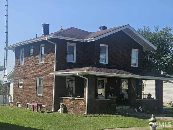 $118,750 | 106 Queen Street, Loogootee, IN 47553