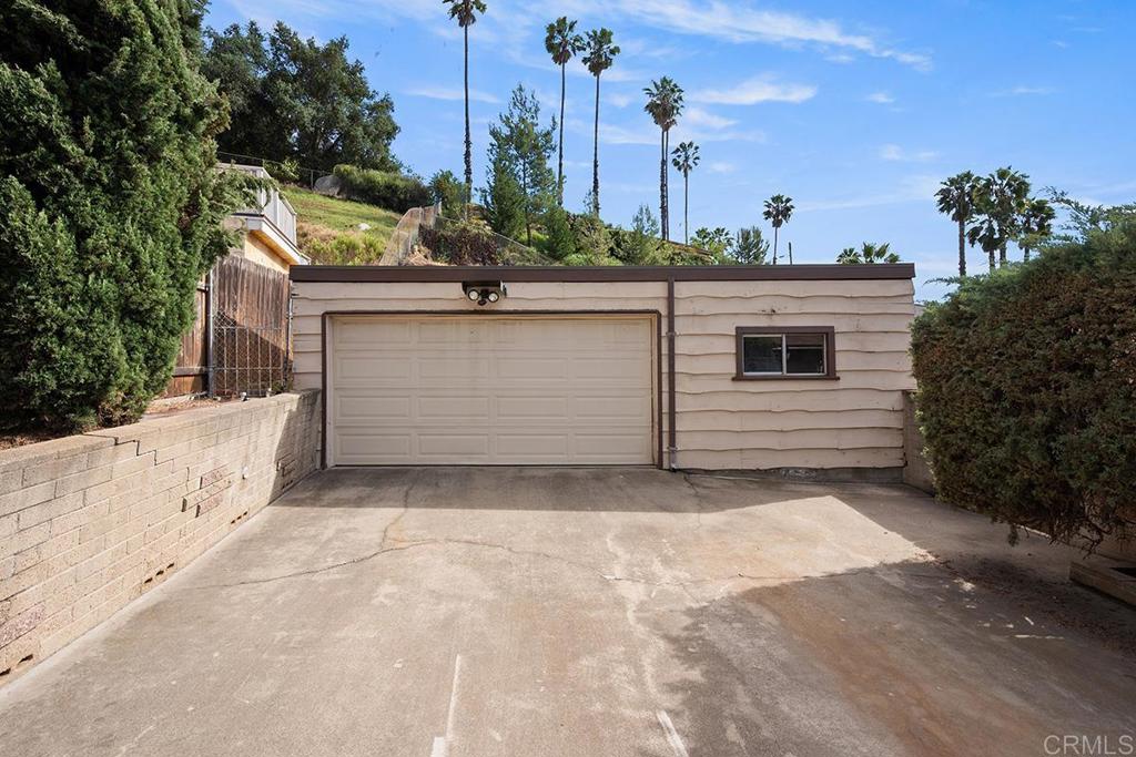 1071 Washington Heights Road El Cajon, CA 92019 - Photo 46 of 65 Detached Garage with Workshop