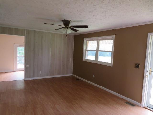 323 Boone Creek Road Stanton, KY 40380 - Photo 4 of 29 Photo 4
