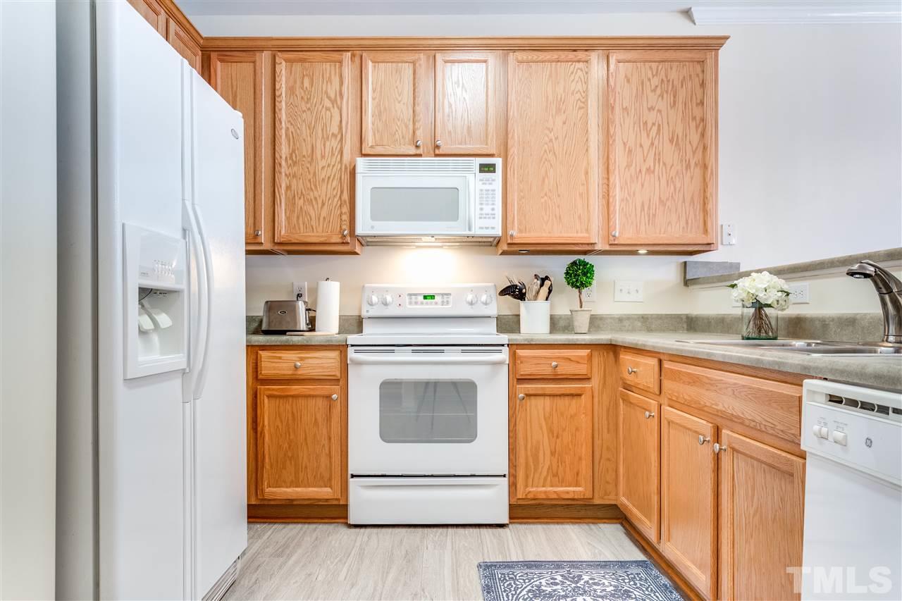 8243 Martello Lane Raleigh, NC 27613 - Photo 8 of 25