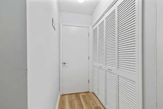 $319,000 | 5339 South Cambridge Lane, Greenfield, WI 53221