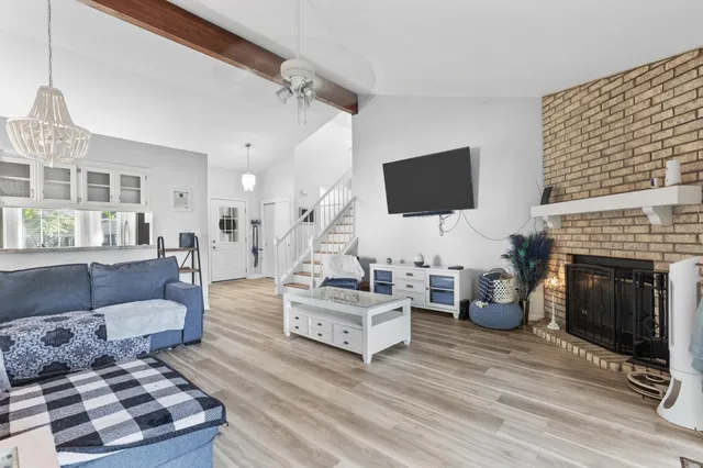 $319,000 | 5339 South Cambridge Lane, Greenfield, WI 53221