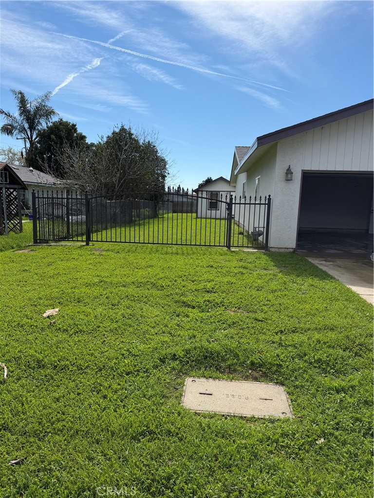 1056 East Alexander Avenue Merced, CA 95340 - Photo 7 of 36