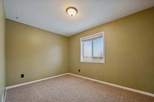 $2,995 | 3824 Tower Pond Drive, Anoka, MN 55303