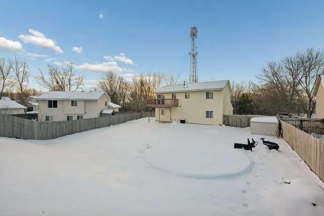 $2,995 | 3824 Tower Pond Drive, Anoka, MN 55303