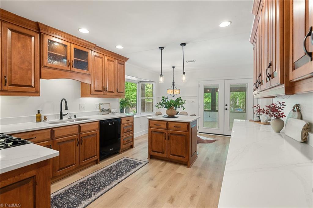 2216 Whites Mill Road High Point, NC 27265 - Photo 8 of 33 Gallery Image 8