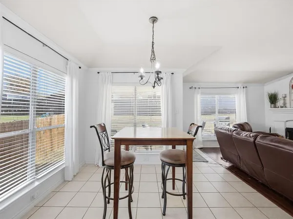 $344,000 | 211 Carriage Drive, Willow Park, TX 76087