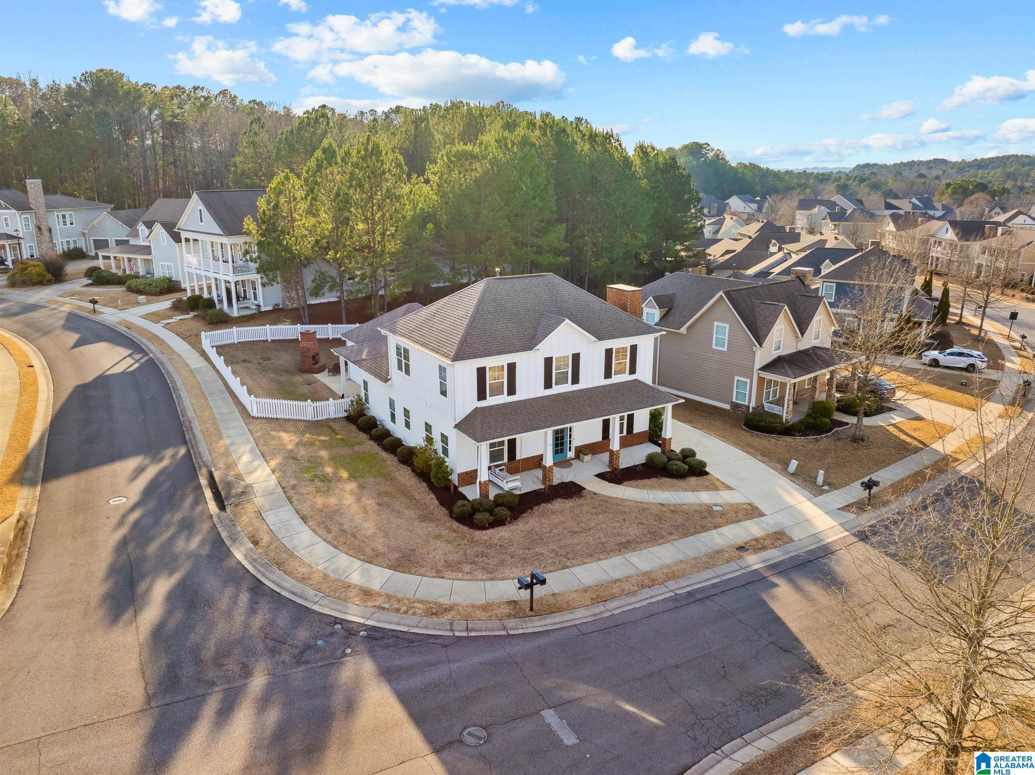 566 Rosebury Road Helena, AL 35080 - Photo 5 of 58