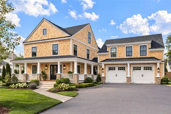 $2,500,000 | 265 Prospect Avenue, Middletown, RI 02842