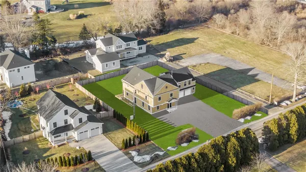 $2,500,000 | 265 Prospect Avenue, Middletown, RI 02842