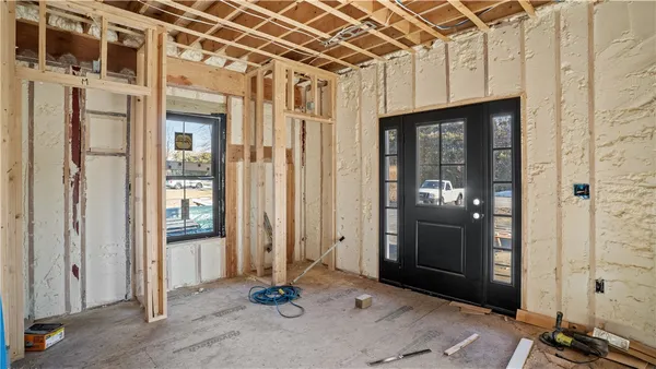 $2,500,000 | 265 Prospect Avenue, Middletown, RI 02842