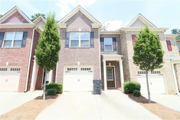$359,900 | 323 Knelston Oak Drive Northeast, Suwanee, GA 30024